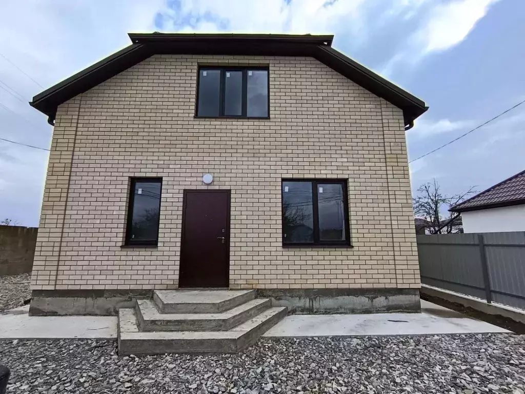 Дом в Краснодарский край, Крымск ул. Кочергина (140 м) - Фото 2