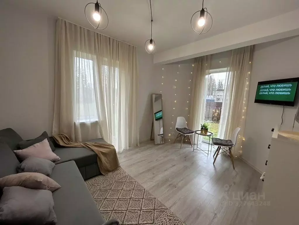 Коттедж в Ленинградская область, Приозерский район, пос. Мичуринское ... - Фото 1