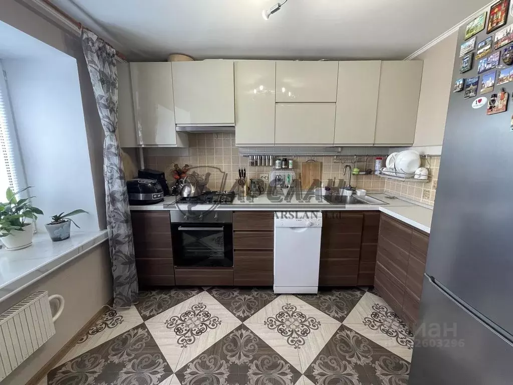2-к кв. Татарстан, Казань Ново-Светлая ул., 16а (55.5 м) - Фото 1