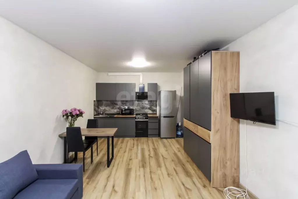 1-к кв. Тюменская область, Тюмень ул. Пожарных и Спасателей, 14 (43.7 ... - Фото 1