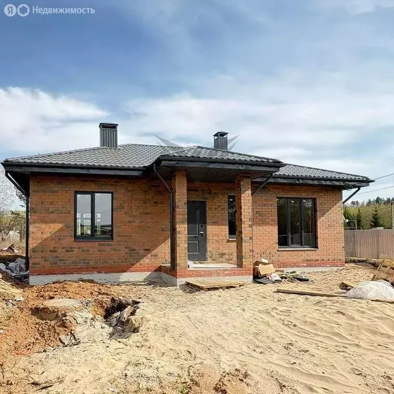 Дом в село Усады, коттеджный посёлок Удачный, Солнечная улица (78 м) - Фото 1