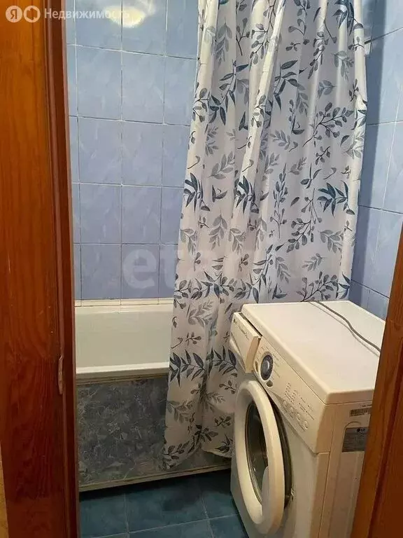 3-комнатная квартира: Ярославль, Ленинградский проспект, 60 (67.1 м) - Фото 1