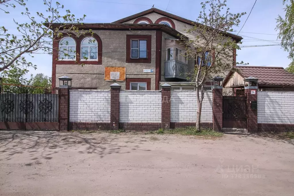 Дом в Алтайский край, Барнаул ул. Веховского, 118 (281 м) - Фото 1