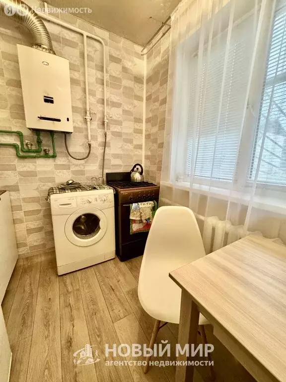 1-комнатная квартира: Нижний Новгород, улица Героя Чугунова, 11 (32 м) - Фото 2