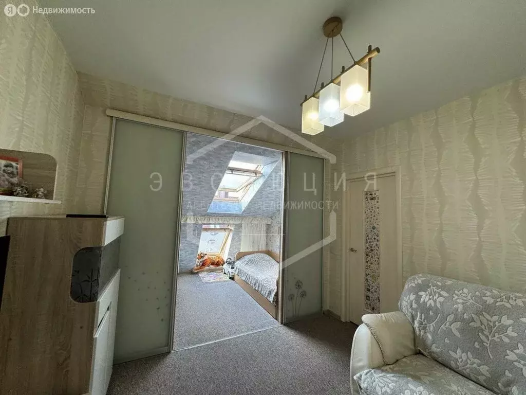 3-комнатная квартира: Гурьевск, Пражский бульвар, 5 (42 м) - Фото 1