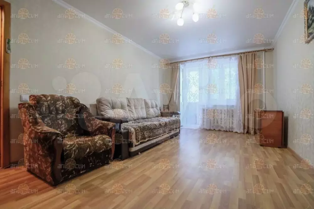 2-к. квартира, 54,3 м, 1/10 эт. - Фото 0