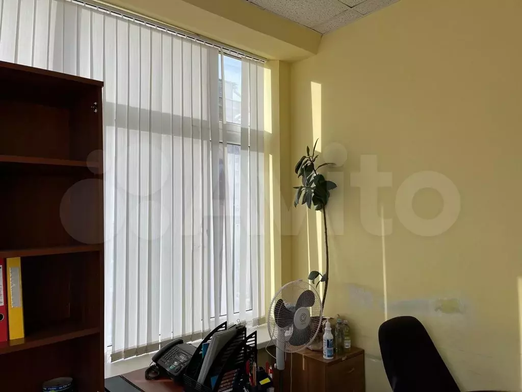 В шаговой доступности от набережной 2 офиса - Фото 0