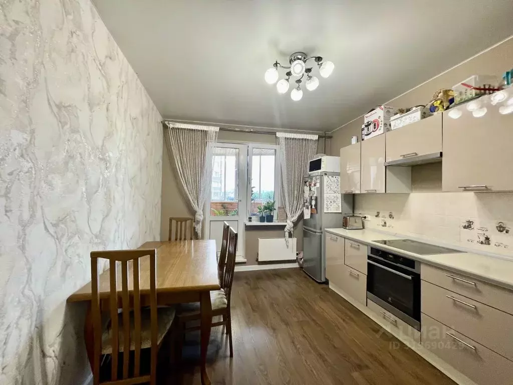 2-к кв. Тверская область, Тверь ул. Марии Смирновой, 5 (73.4 м) - Фото 0
