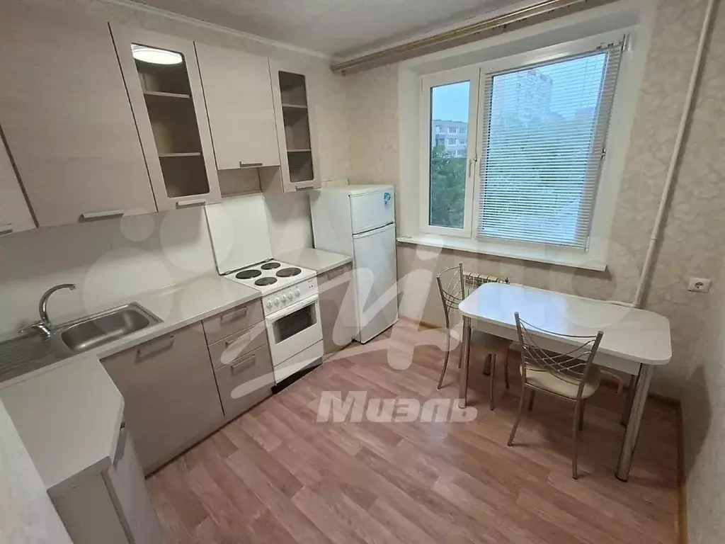 1-к. квартира, 38 м, 3/12 эт. - Фото 1