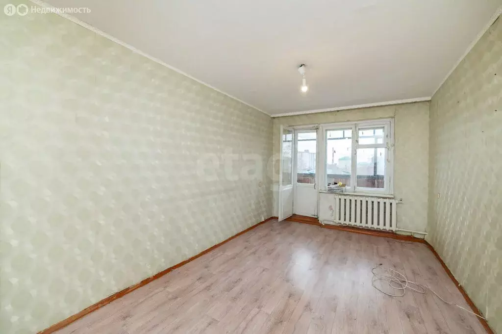 4-комнатная квартира: Курган, проспект Конституции, 50 (75.8 м) - Фото 2