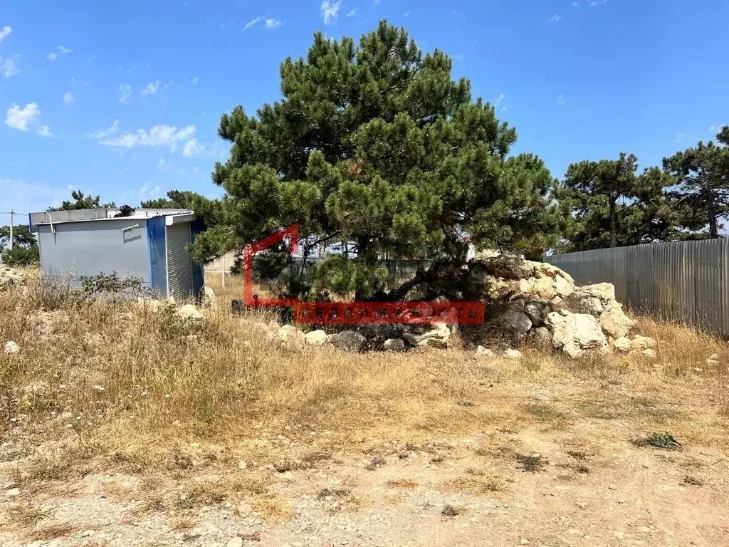 Участок в Севастополь Янтарь садоводческое товарищество,  (4.0 сот.) - Фото 1