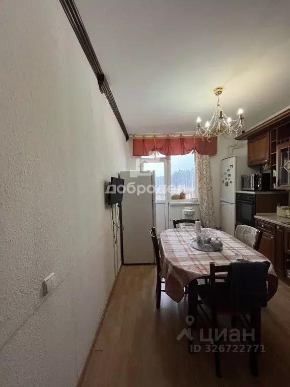 3-к кв. Свердловская область, Екатеринбург Широкая Речка мкр, ул. ... - Фото 2