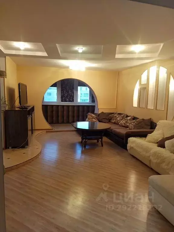 2-к кв. Челябинская область, Челябинск ул. Жукова, 37А (100.0 м) - Фото 2