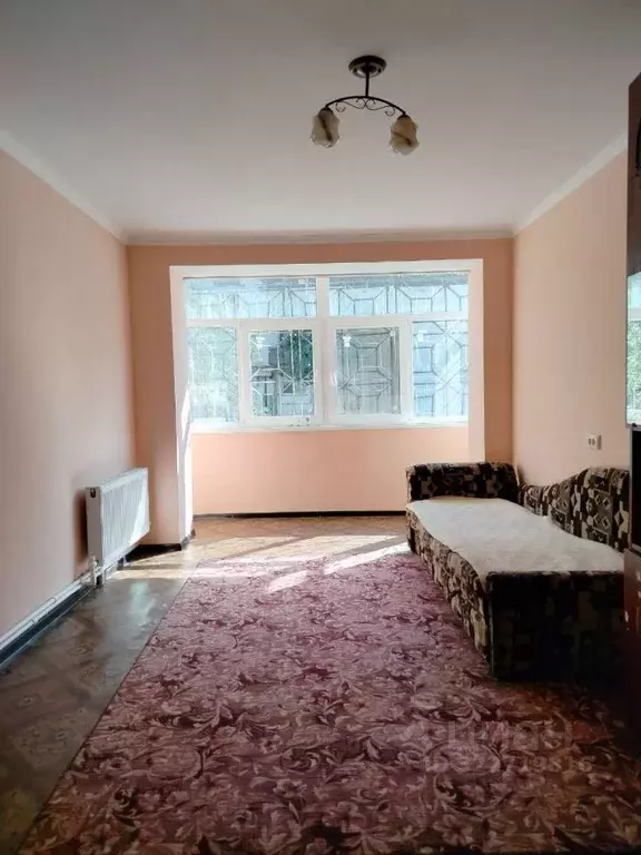 2-к кв. Крым, Джанкойский район, Вольное пгт ул. Токарева, 11 (51.6 м) - Фото 0