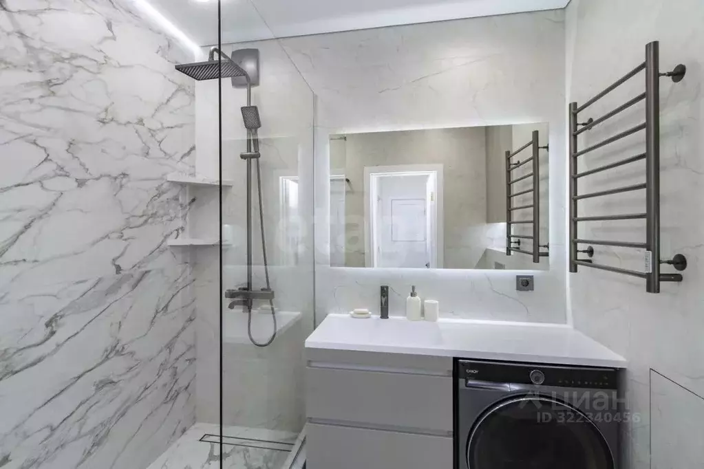 1-к кв. Тюменская область, Тюмень Новгородская ул., 22 (41.5 м) - Фото 1