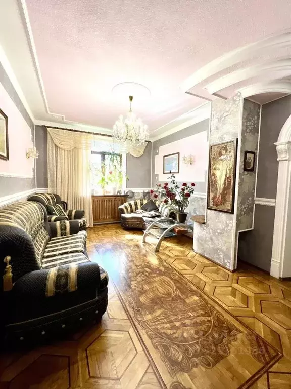 3-к кв. Башкортостан, Уфа ул. Ульяновых, 33 (180.0 м) - Фото 1