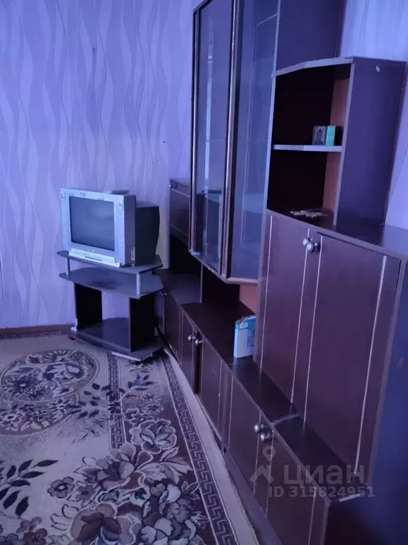 2-к кв. Смоленская область, Гагарин Мелиоративная ул., 10 (40.0 м) - Фото 1