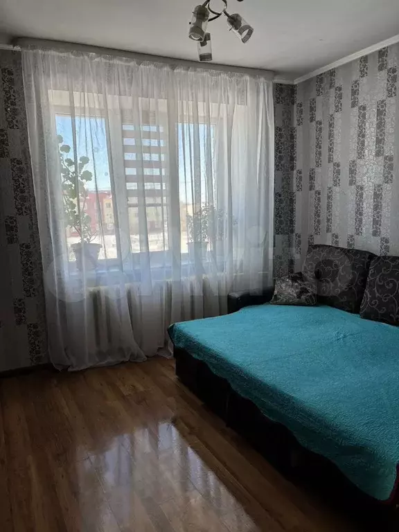 Комната 18 м в 2-к., 3/3 эт. - Фото 1