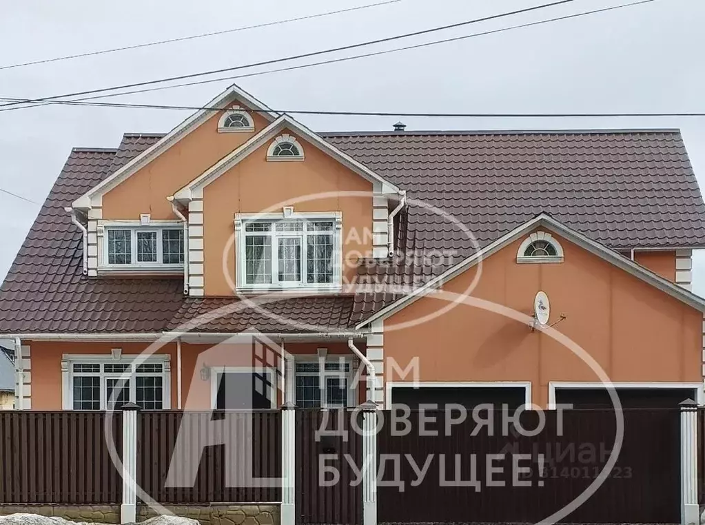 Дом в Пермский край, Лысьва ул. Балахнина, 160 (220 м) - Фото 1