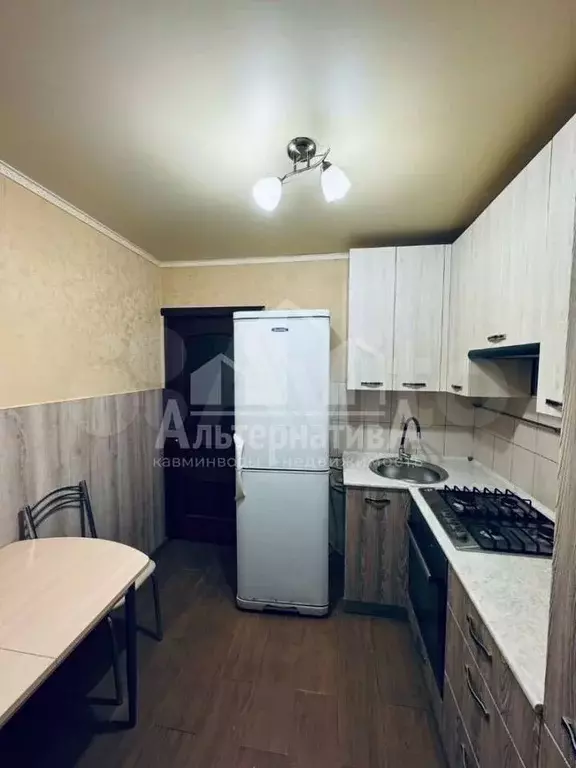 2-к. квартира, 42 м, 1/1 эт. - Фото 1