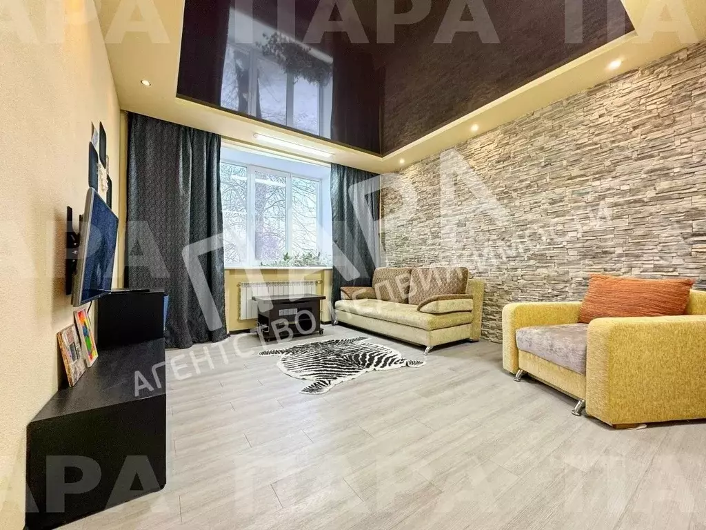 3-к кв. Самарская область, Самара ул. Максима Горького, 119 (65.0 м) - Фото 1