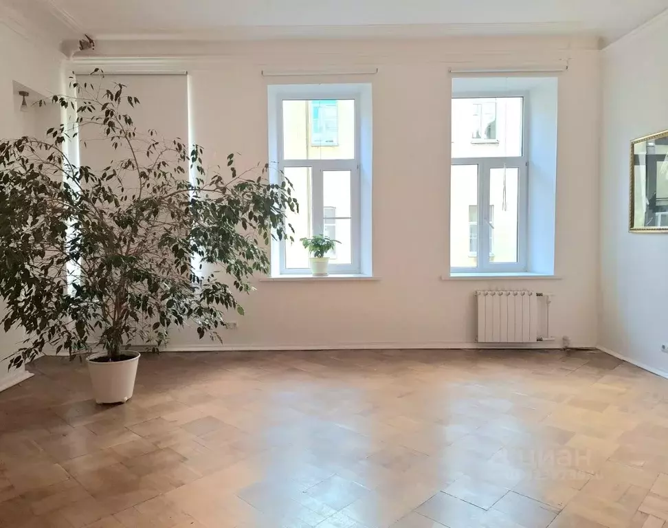 2-к кв. Санкт-Петербург ул. Чайковского, 24 (110.6 м) - Фото 1