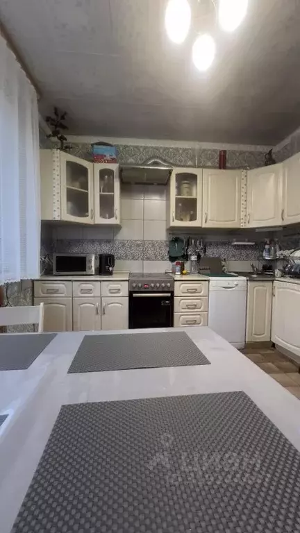 3-к кв. Москва ул. Барышиха, 44 (73.9 м) - Фото 0