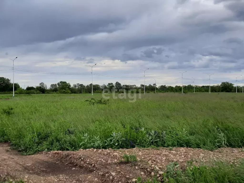 Земля в майкопе. Девять соток земли это. Майкопская зона фото.