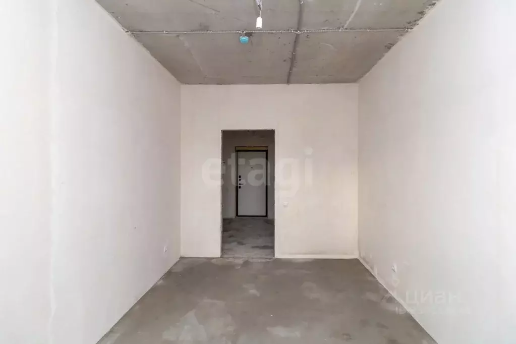 2-к кв. Тюменская область, Тюмень ул. Братьев Бондаревых, 5 (68.6 м) - Фото 1