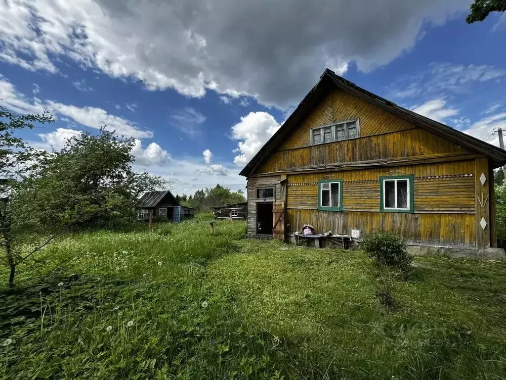 Дом в Псковская область, Псковский муниципальный округ, д. Ложнево  ... - Фото 1