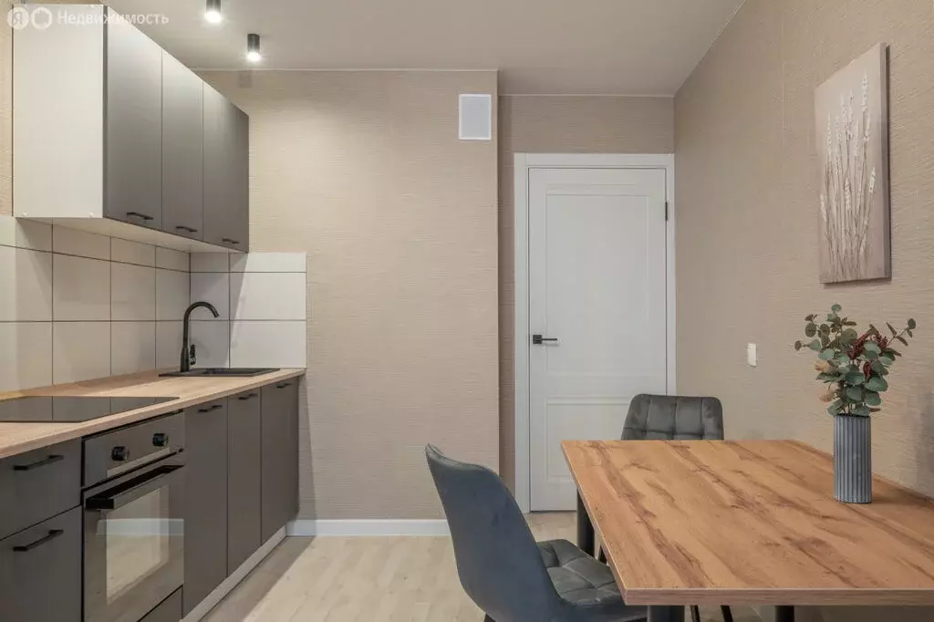 2-комнатная квартира: Екатеринбург, улица Краснолесья, 103 (60 м) - Фото 2