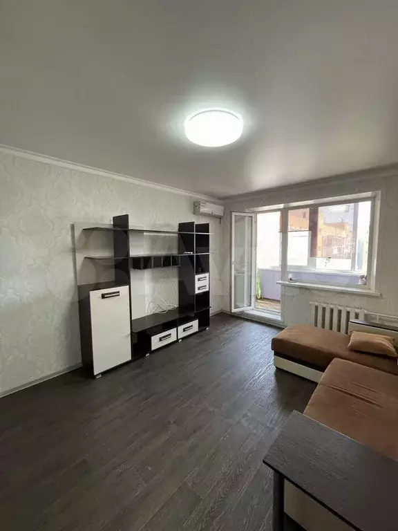 2-к. квартира, 50 м, 9/9 эт. - Фото 0
