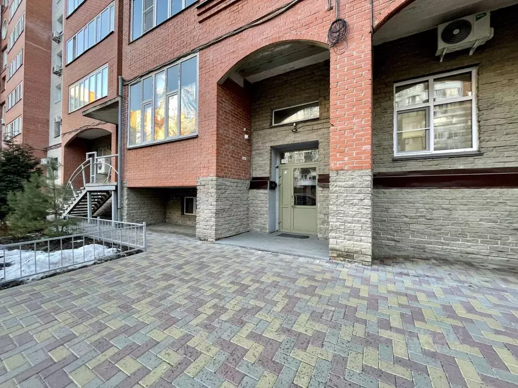 1-к кв. Омская область, Омск Учебная ул., 152 (38.0 м) - Фото 2