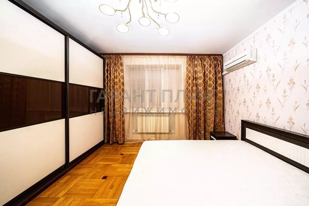 2-к кв. Липецкая область, Липецк ул. Фрунзе, 43 (68.0 м) - Фото 2