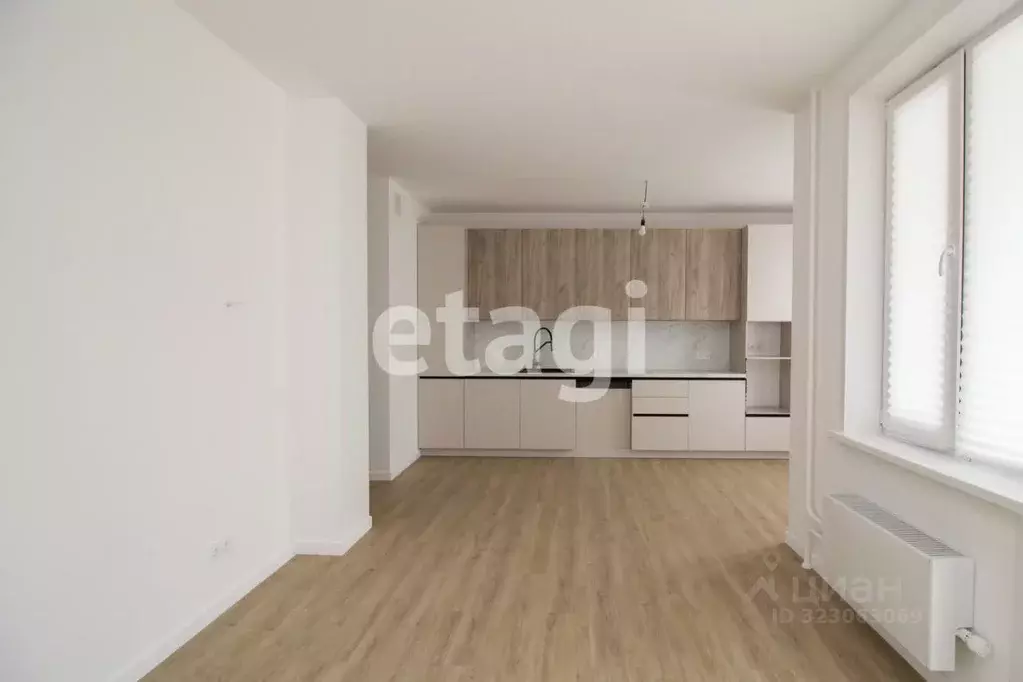 3-к кв. Красноярский край, Красноярск ул. Лесников, 37Б (66.1 м) - Фото 1