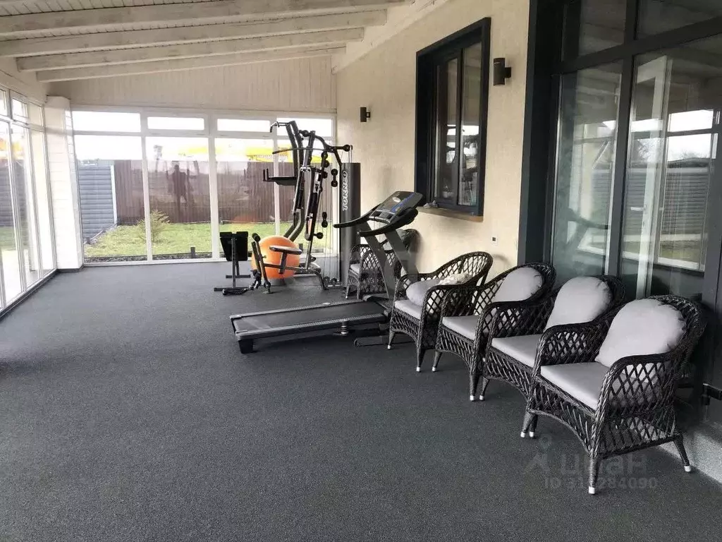 Дом в Брянская область, Брянский район, Добрунское с/пос, с. ... - Фото 1