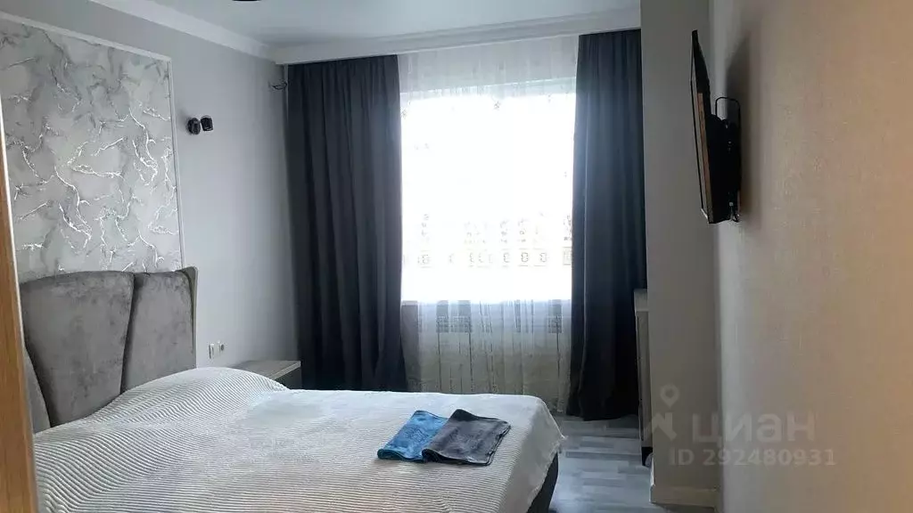 2-к кв. Кабардино-Балкария, Нальчик ул. Тарчокова, 21к1 (60.0 м) - Фото 1