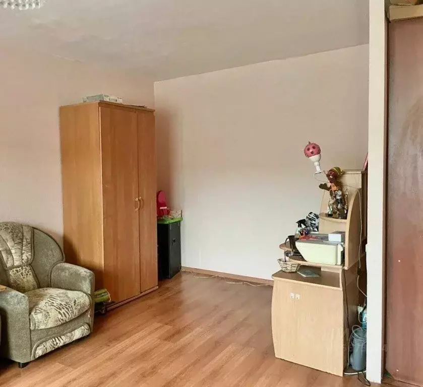 2-к кв. Свердловская область, Первоуральск ул. Емлина, 21 (56.6 м) - Фото 2