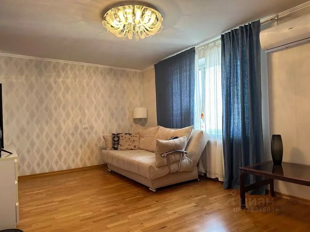 2-к кв. Свердловская область, Екатеринбург ул. Вилонова, 16 (77.0 м) - Фото 1