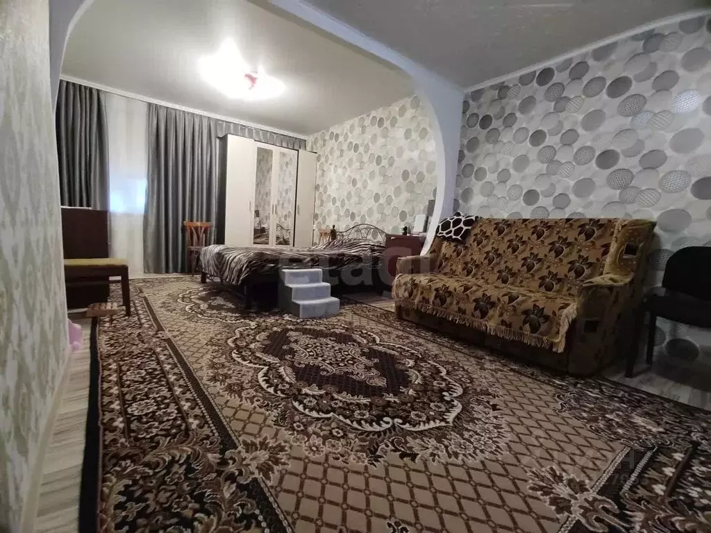 Дом в Крым, Кировский район, Льговское с/пос, с. Добролюбовка ул. ... - Фото 1