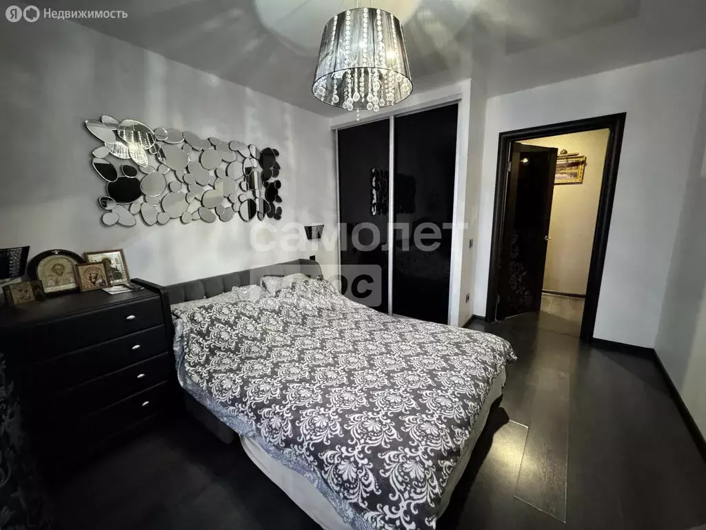 3-комнатная квартира: Тосно, улица Тотмина, 8 (76 м) - Фото 1