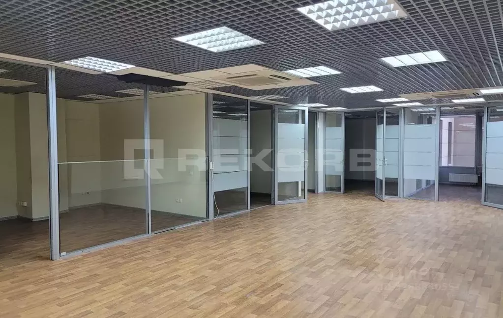 Офис в Санкт-Петербург Петроградская наб., 22 (180 м) - Фото 2