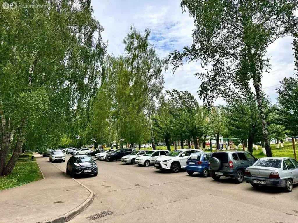 4-комнатная квартира: Набережные Челны, проспект Мира, 90 (78.4 м) - Фото 0