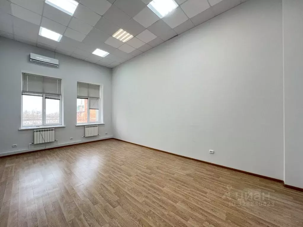 Офис в Татарстан, Казань ул. Мазита Гафури, 50к5 (66 м) - Фото 1