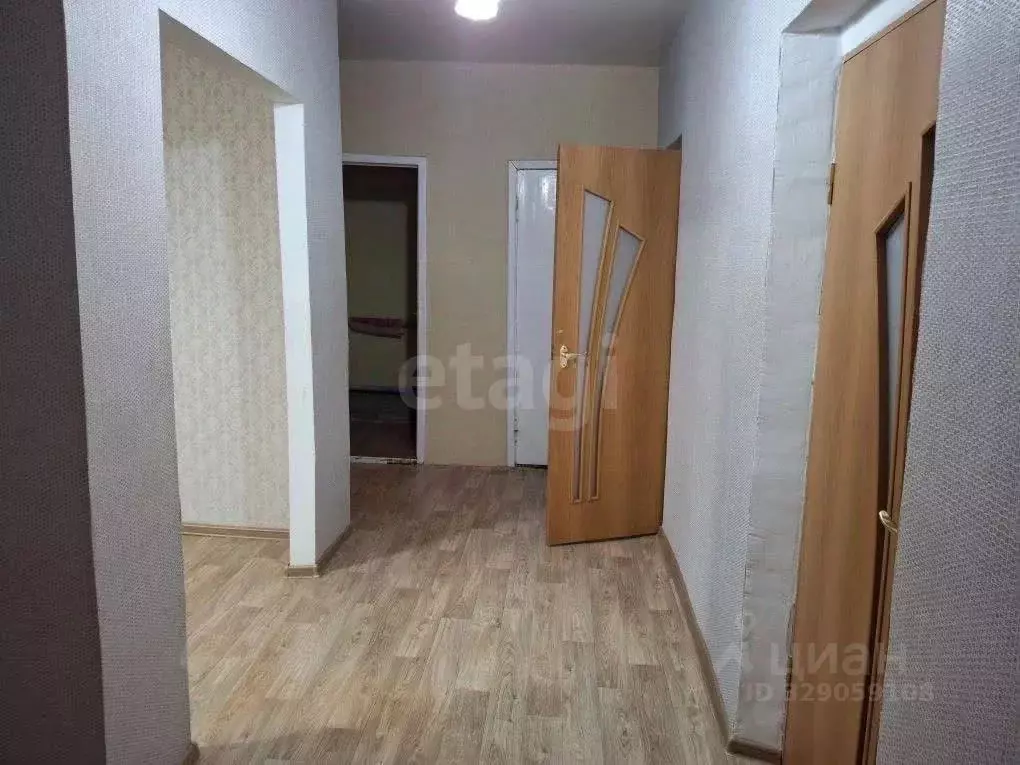 Дом в Калмыкия, Малодербетовский район, с. Тундутово ул. Городовикова, ... - Фото 2