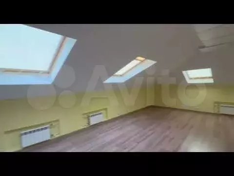 Продаю здание 215 м2. Ранее в помещении находился офис - Фото 1