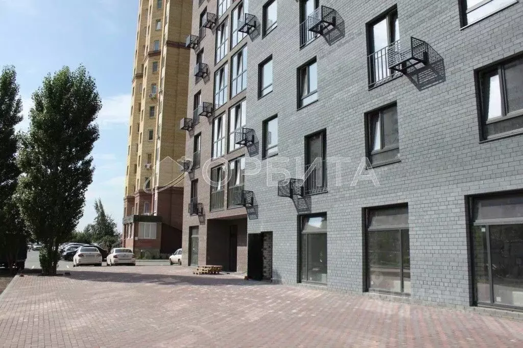 1-к кв. Тюменская область, Тюмень ул. Революции, 228к4 (33.7 м) - Фото 0