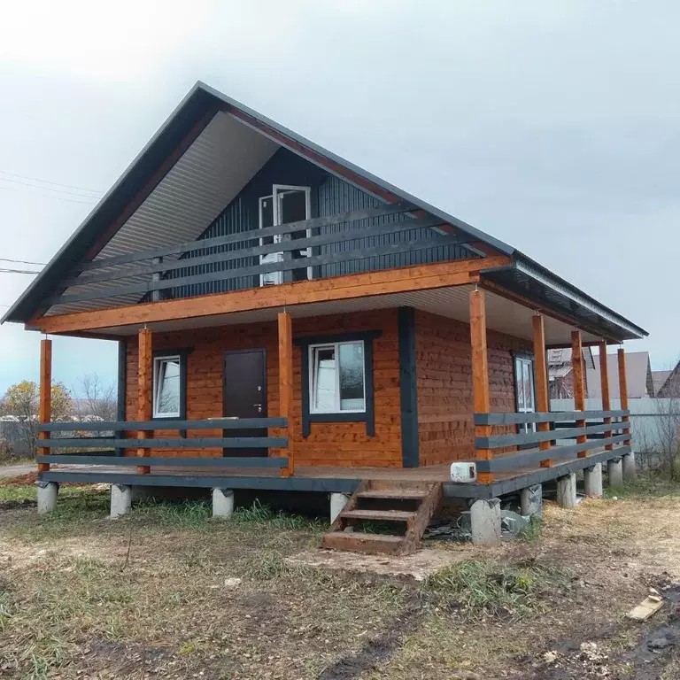 Дом в Башкортостан, Иглинский сельсовет, с. Иглино ул. Железнодорожная ... - Фото 1