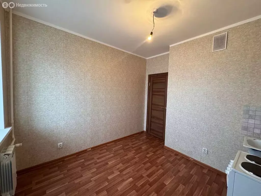 2-комнатная квартира: Орёл, улица Родзевича-Белевича, 18 (61 м) - Фото 0