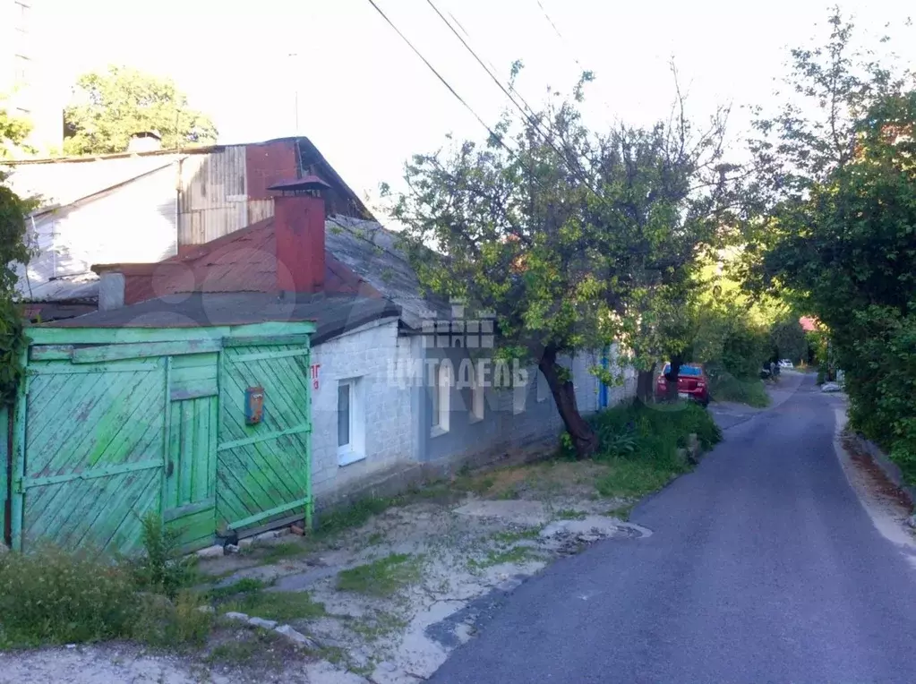 Переулок бабушкина 8 чебоксары. Усадьба гарденина воронеж. Усадьба горденинаворонеж. Отрадное переулок советский 32 воронеж. Воронеж частный сектор.